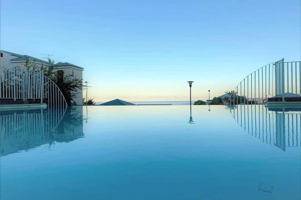 サンジルレバンBeau T3 Litchi Vue Ocean Piscineアパートメント エクステリア 写真